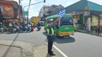 polantas mengatur lalu lintas