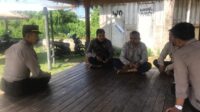 WhatsApp Image 2025-10-01 at 17.00.32 Kamtibmas Kondusif, Sat Binmas Polres Lombok Barat Dekati Pemuda Pasar Kuripan