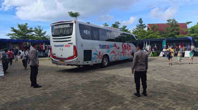 Celebrity Millenium Berlabuh, Pariwisata Lombok Kian Moncer